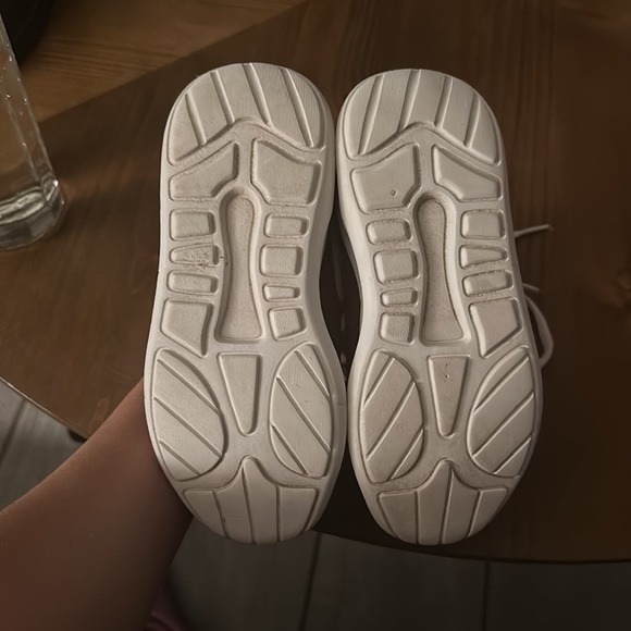 Gap - Picture 3 of 3